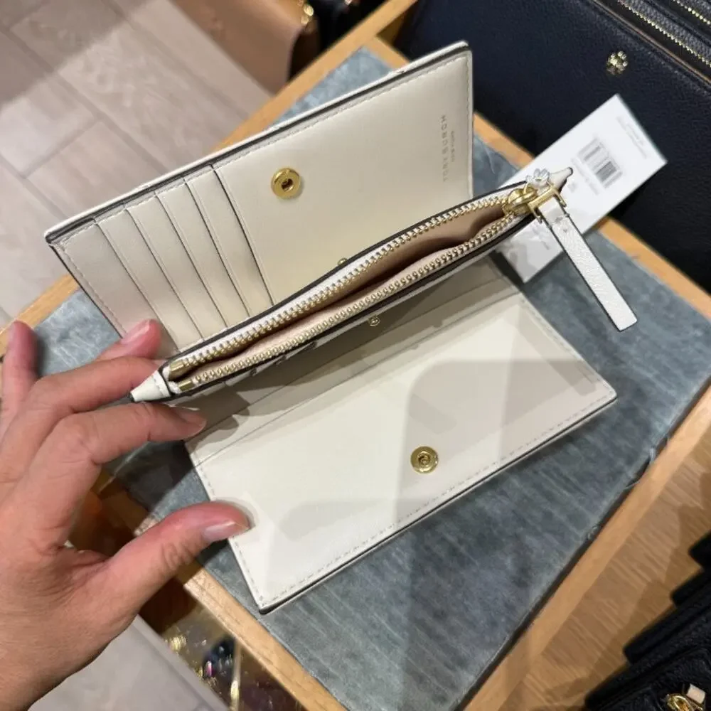 New‼️Tory Burch Willa Chevron Medium Wallet 187361 Light Cream $250